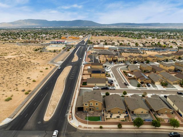 2301 Del Timbre Lane SW, Albuquerque, NM 87121