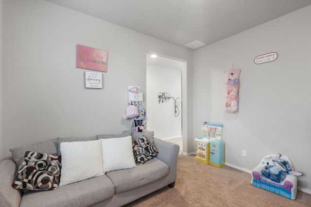 2301 Del Timbre Lane SW, Albuquerque, NM 87121