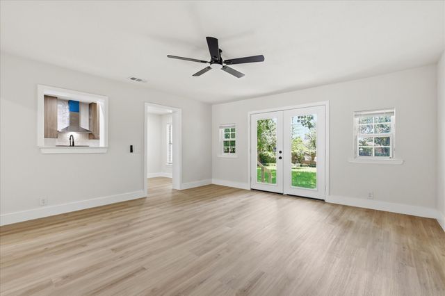 422 Grace Drive, Richardson, TX 75081