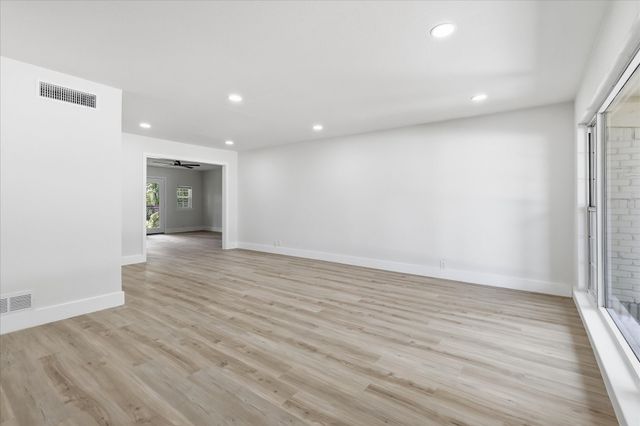 422 Grace Drive, Richardson, TX 75081
