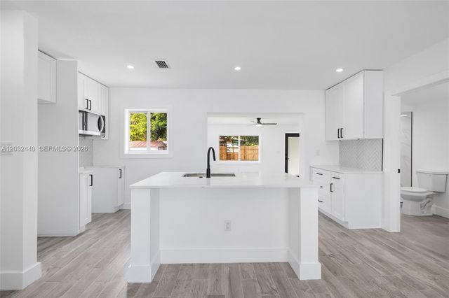 3260 NW 95th Terrace, Miami, FL 33147