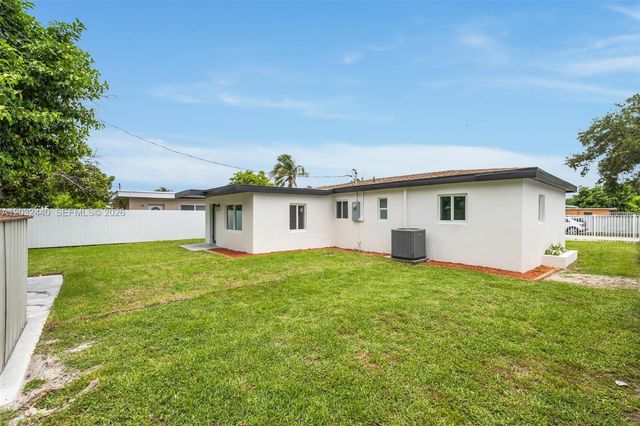 3260 NW 95th Terrace, Miami, FL 33147
