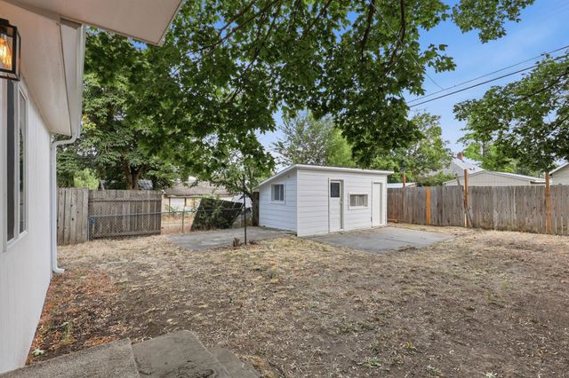 2614 E Diamond Ave, Spokane, WA 99217