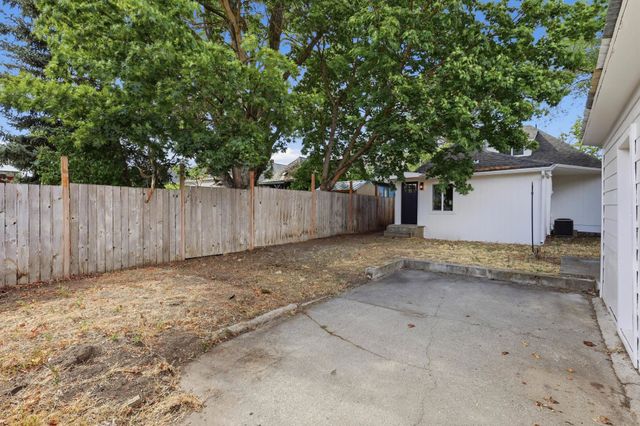 2614 E Diamond Ave, Spokane, WA 99217