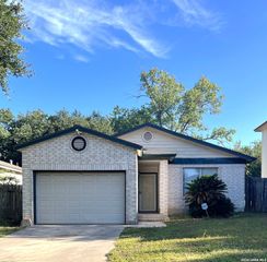 7319 HUNTSMAN RUN DR, San Antonio, TX 78249