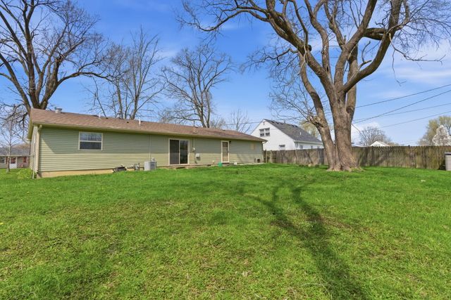 621 Old Forge Road, Valparaiso, IN 46385