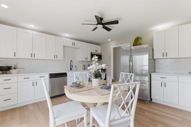 621 Old Forge Road, Valparaiso, IN 46385