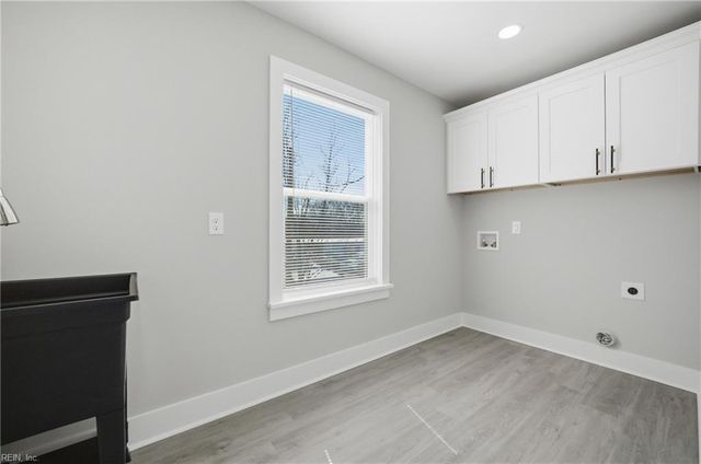 619 46th ST, Newport News, VA 23607