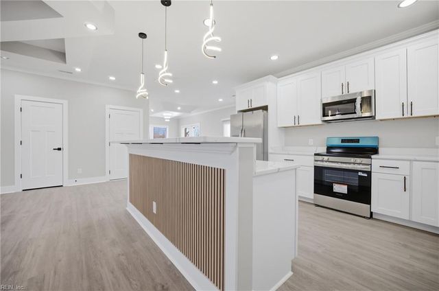 619 46th ST, Newport News, VA 23607