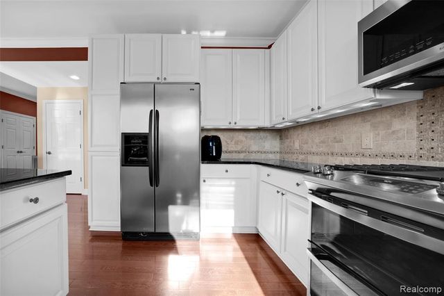 61036 Winterberry Drive, Washington, MI 48094