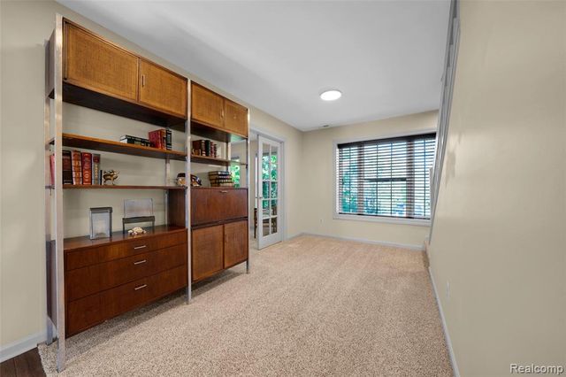 61036 Winterberry Drive, Washington, MI 48094