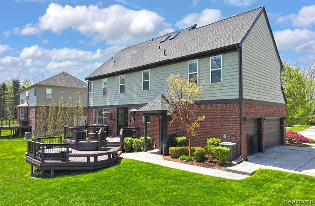 61036 Winterberry Drive, Washington, MI 48094