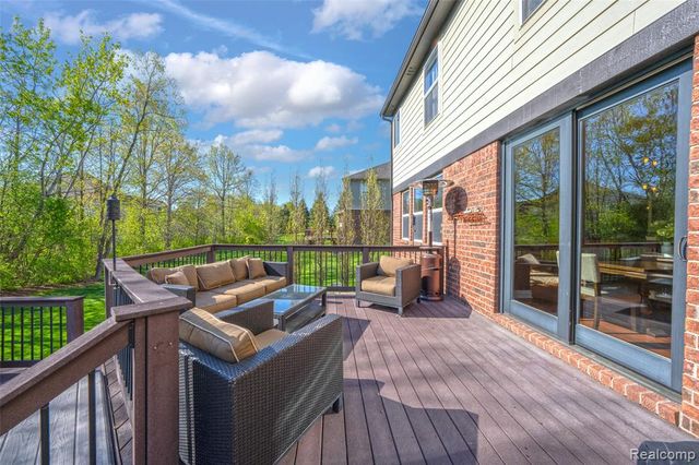 61036 Winterberry Drive, Washington, MI 48094