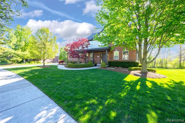 61036 Winterberry Drive, Washington, MI 48094