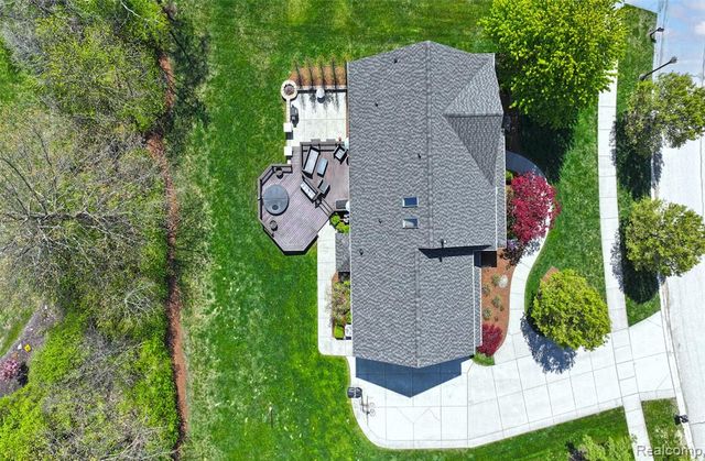 61036 Winterberry Drive, Washington, MI 48094