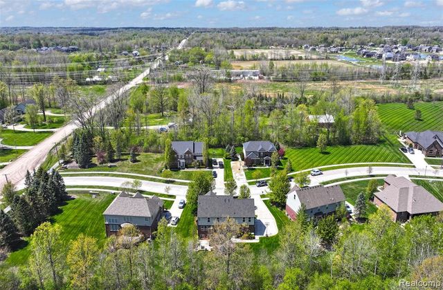 61036 Winterberry Drive, Washington, MI 48094