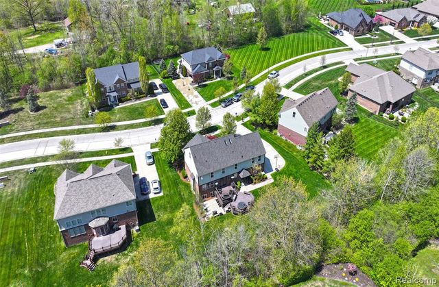 61036 Winterberry Drive, Washington, MI 48094