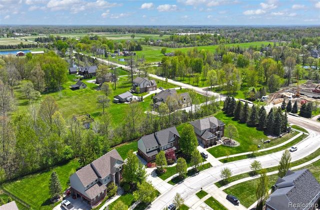 61036 Winterberry Drive, Washington, MI 48094