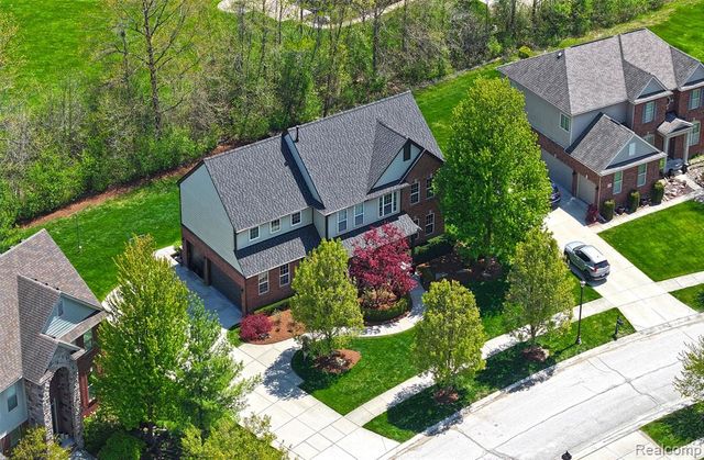 61036 Winterberry Drive, Washington, MI 48094