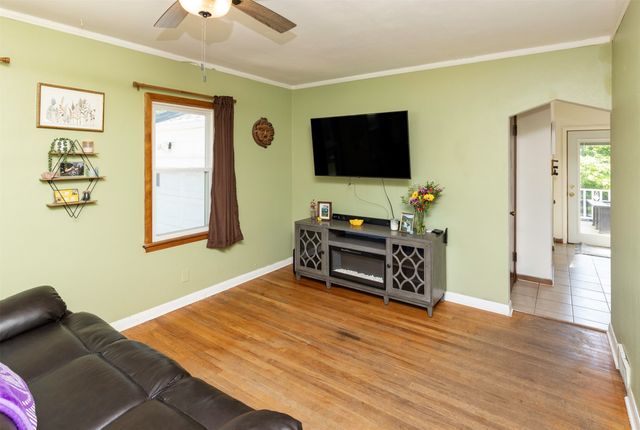 661 64th Street, Des Moines, IA 50312