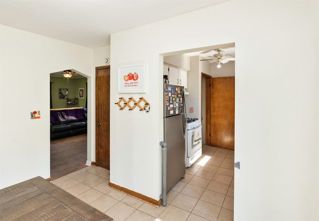 661 64th Street, Des Moines, IA 50312
