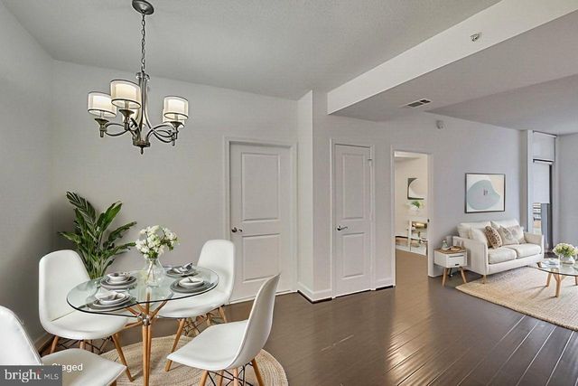 3650 S GLEBE RD #540, Arlington, VA 22202