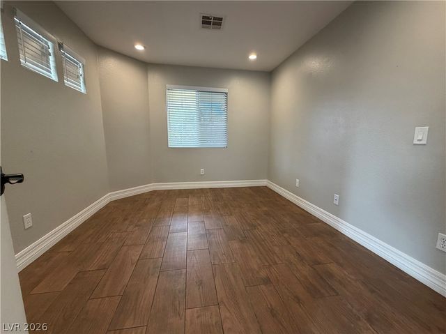 7100 Savory Street, Las Vegas, NV 89131