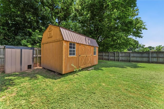 20676 Highland Drive, Springdale, AR 72764