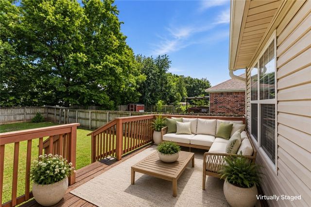 20676 Highland Drive, Springdale, AR 72764