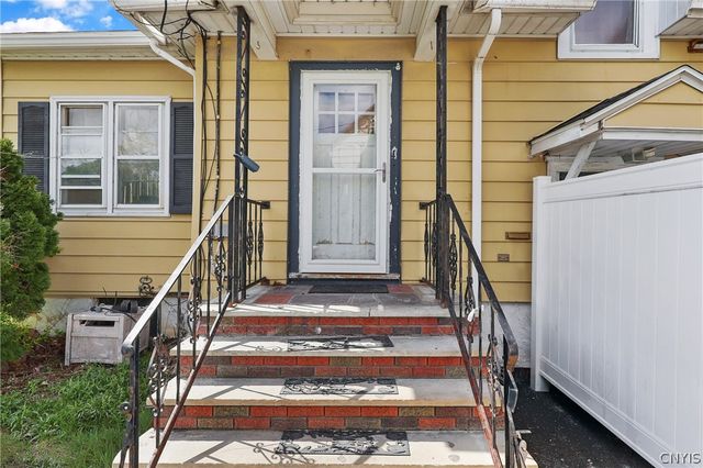 210 Willumae Drive, Syracuse, NY 13208