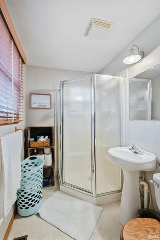 2715 E CARTER Street, Kokomo, IN 46901