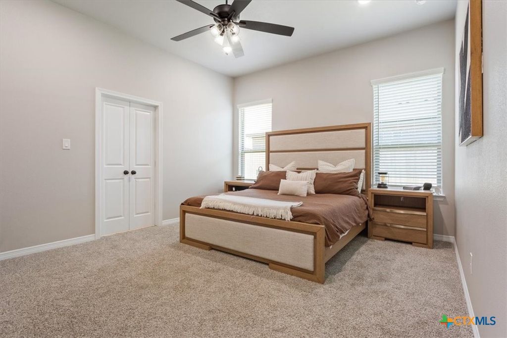 Image 12 of property listing at 5405 Espiritu Santo Drive, Belton, TX 76513