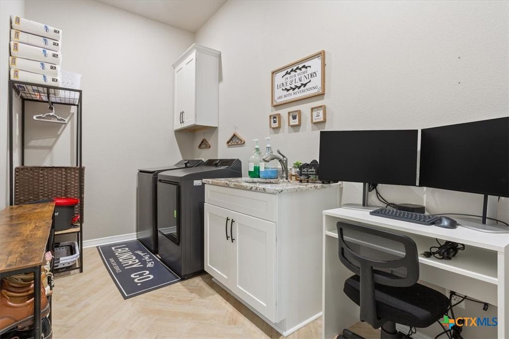 Image 22 of property listing at 5405 Espiritu Santo Drive, Belton, TX 76513