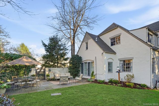 1 Oneida Street, Rye, NY 10580