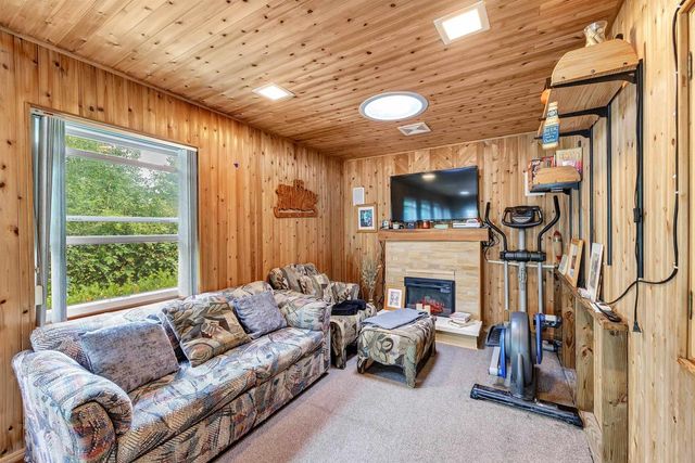W350 COUNTY ROAD H, Fremont, WI 54940