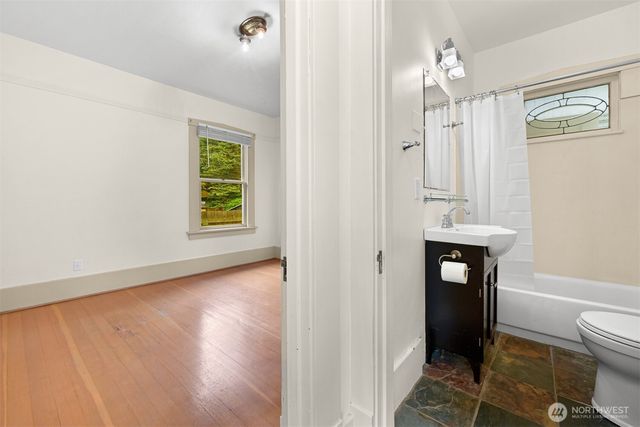 2615 Northwest Avenue, Bellingham, WA 98225