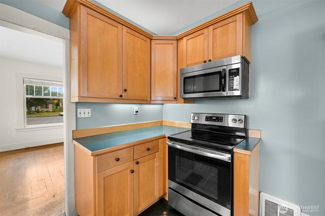 2615 Northwest Avenue, Bellingham, WA 98225