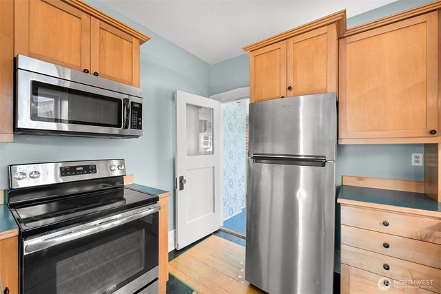 2615 Northwest Avenue, Bellingham, WA 98225