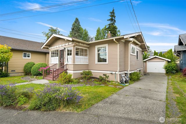 2615 Northwest Avenue, Bellingham, WA 98225