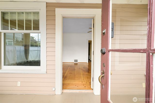 2615 Northwest Avenue, Bellingham, WA 98225