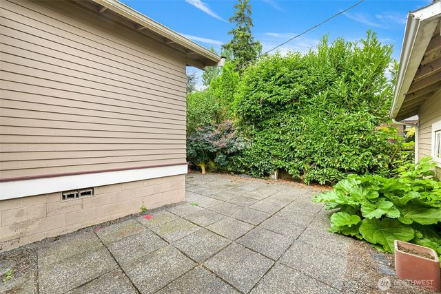 2615 Northwest Avenue, Bellingham, WA 98225