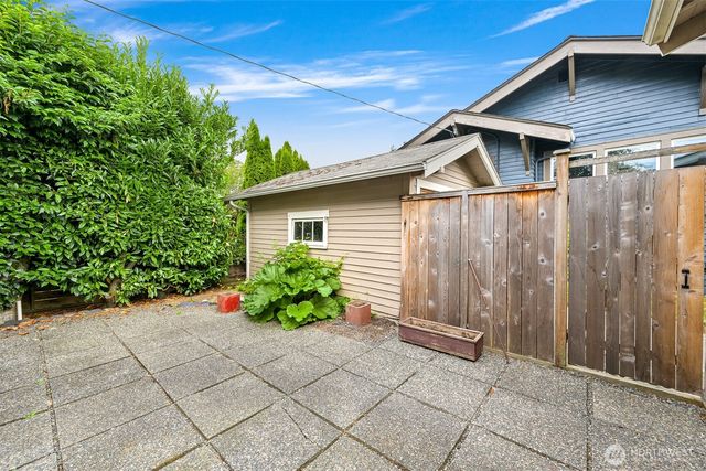 2615 Northwest Avenue, Bellingham, WA 98225