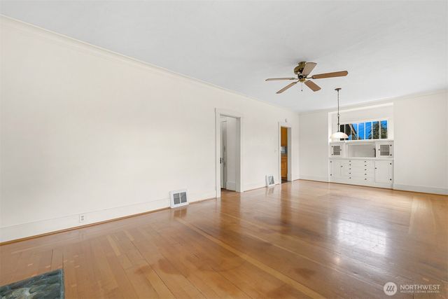 2615 Northwest Avenue, Bellingham, WA 98225