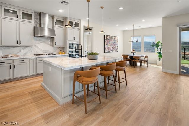 393 Faro Di Portofino Court, Henderson, NV 89011