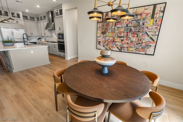 393 Faro Di Portofino Court, Henderson, NV 89011