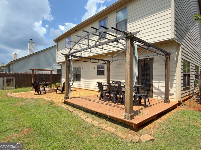 601 Winners Circle 114, Locust Grove, GA 30248