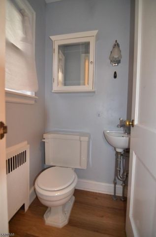 9 Mountain Blvd, Warren Twp., NJ 07059