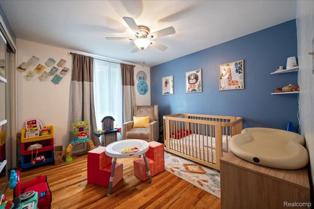 8323 Karam Boulevard 4, Warren, MI 48093