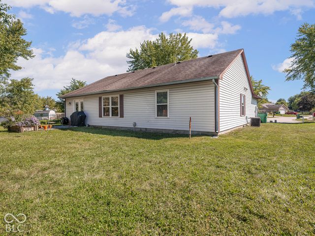 232 Park Place Court, Avon, IN 46123