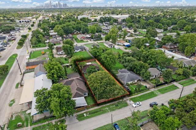 740 Westford Street, Houston, TX 77022